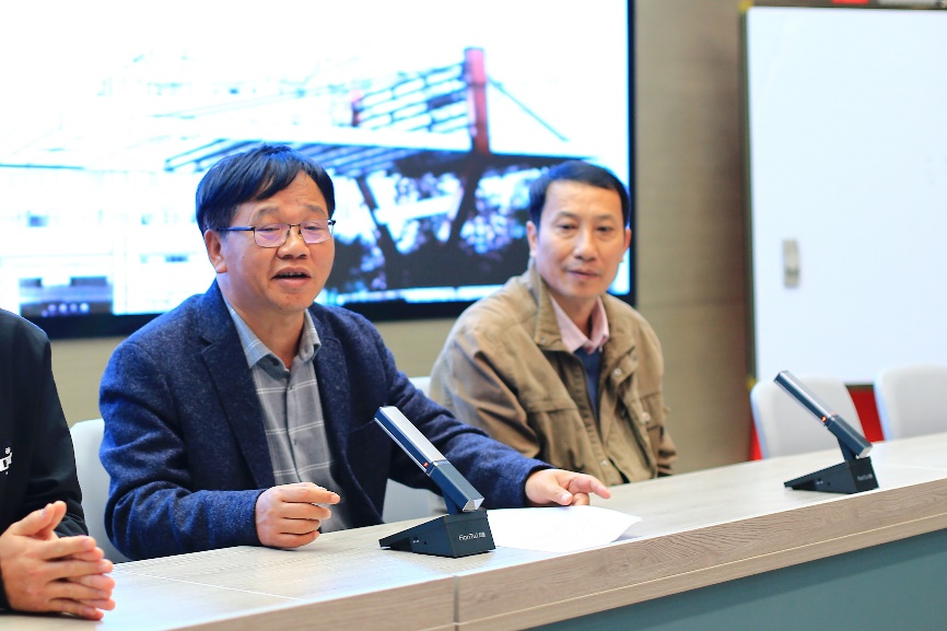 D:\工会的\2022\2022教代会\2022.10.31教代会十二届三次\nEO_IMG_IMG_6950.jpg