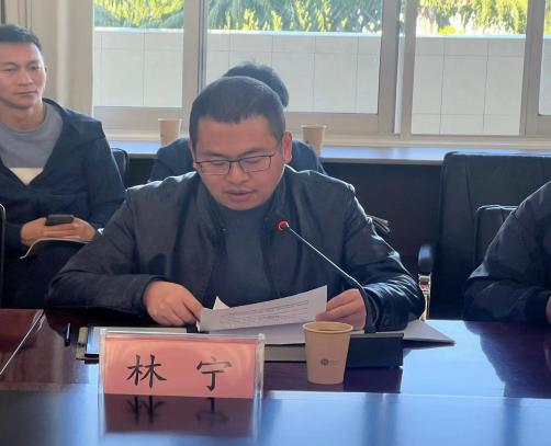 禄劝一中唐宇勇副校长分享了所在学校采取的教师团队建设,师生互动