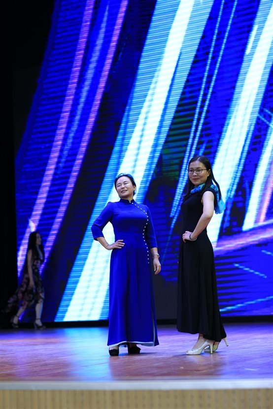 说明: C:\Users\tuan\Desktop\use\XIU\3\nEO_IMG_18056656.jpg