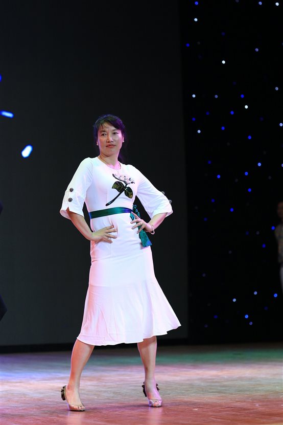 说明: C:\Users\tuan\Desktop\use\XIU\新建文件夹\nEO_IMG_18056662.jpg