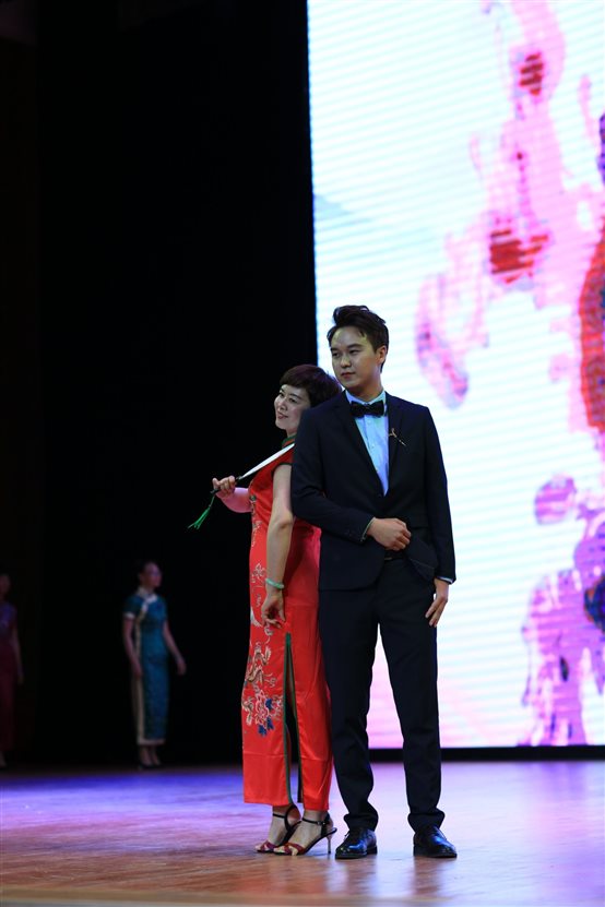 说明: C:\Users\tuan\Desktop\use\XIU\2\nEO_IMG_18056652.jpg