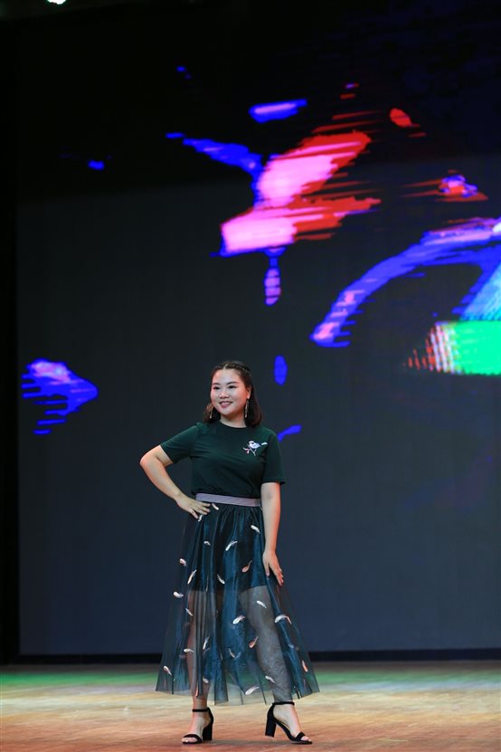 说明: C:\Users\tuan\Desktop\use\XIU\1\nEO_IMG_18056626.jpg
