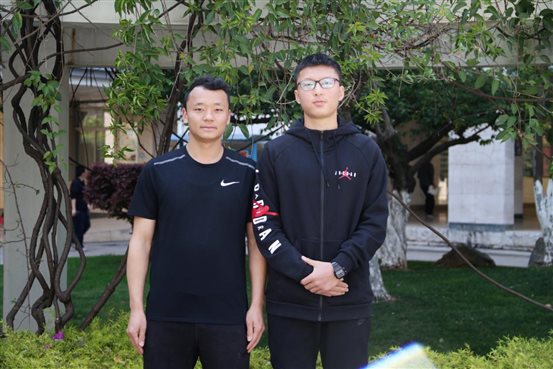 E:\工作\2019届工作\月考优秀学生名单\省统一和市统二\4.9给开开姐\4.9给开开姐\IMG_9564_副本.jpgIMG_9564_副本