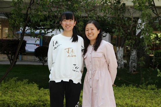 说明: E:\工作\2019届工作\月考优秀学生名单\省统一和市统二\4.9给开开姐\4.9给开开姐\IMG_9577_副本.jpgIMG_9577_副本