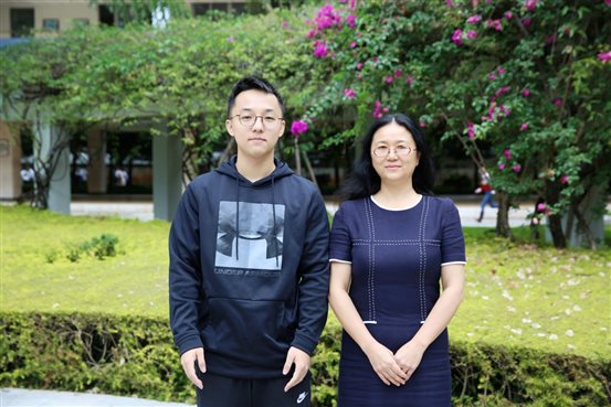 C:\Users\Thinkpad\Desktop\月考二\苏丽和吕麦多.jpg