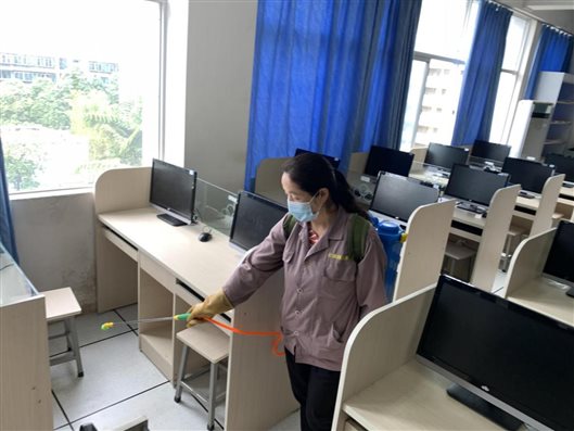 3-抗击疫情，无私奉献-周琪