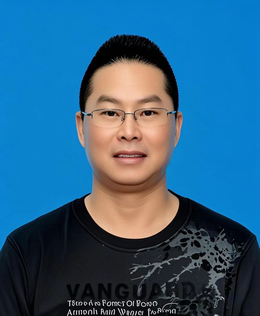 李春龙