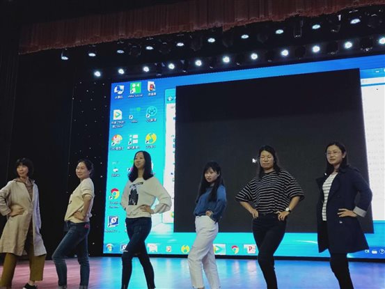 说明: 舞台练习